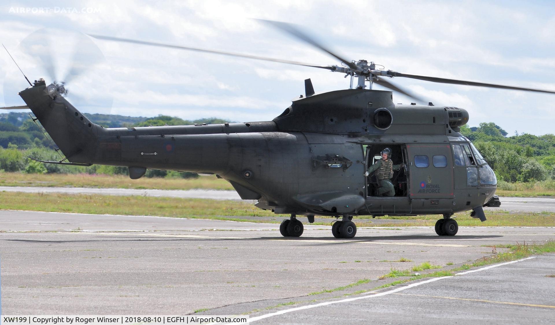 XW199, 1971 Westland Puma HC.1 C/N 1042/F9746, Visiting RAF Puma HC.2 helicopter .