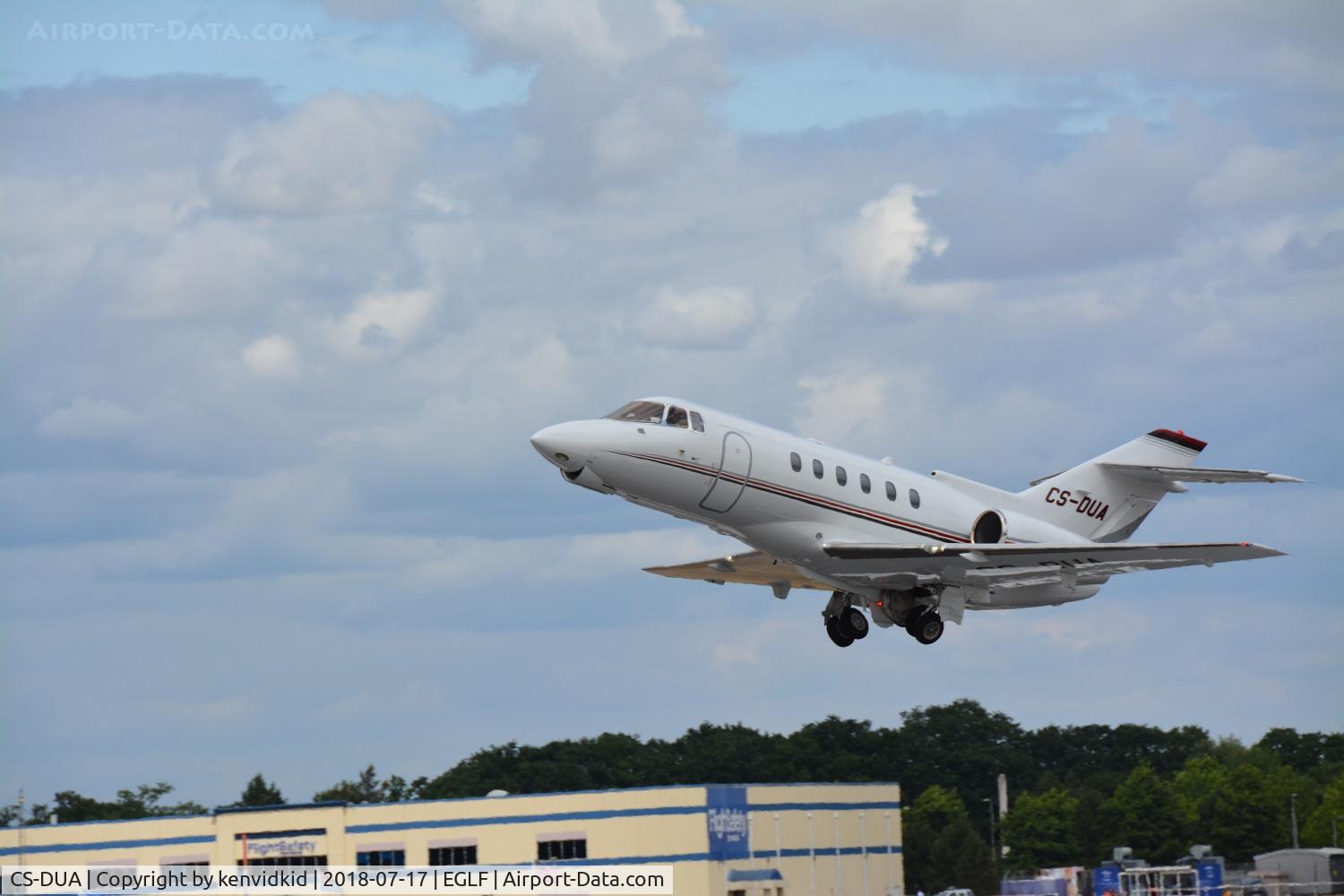 CS-DUA, 2008 Hawker Beechcraft 750 C/N HB-4, Departing Farnborough.