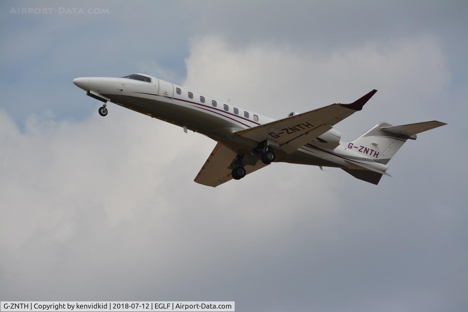 G-ZNTH, 2016 Learjet 45 C/N 45-540, Departing Farnborough.