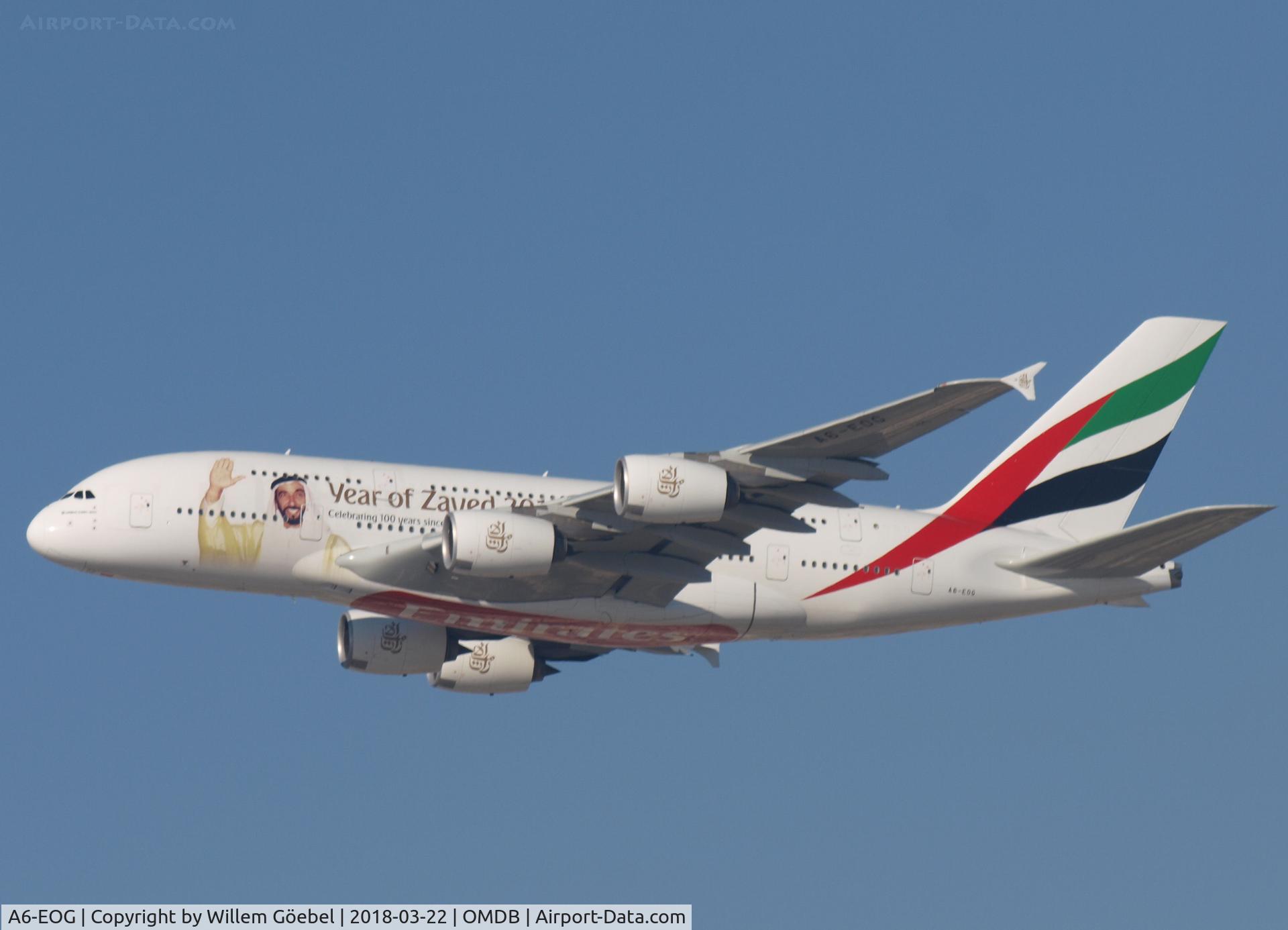 A6-EOG, 2014 Airbus A380-861 C/N 172, Take off from DUBAI INTERNATIONAL Airport