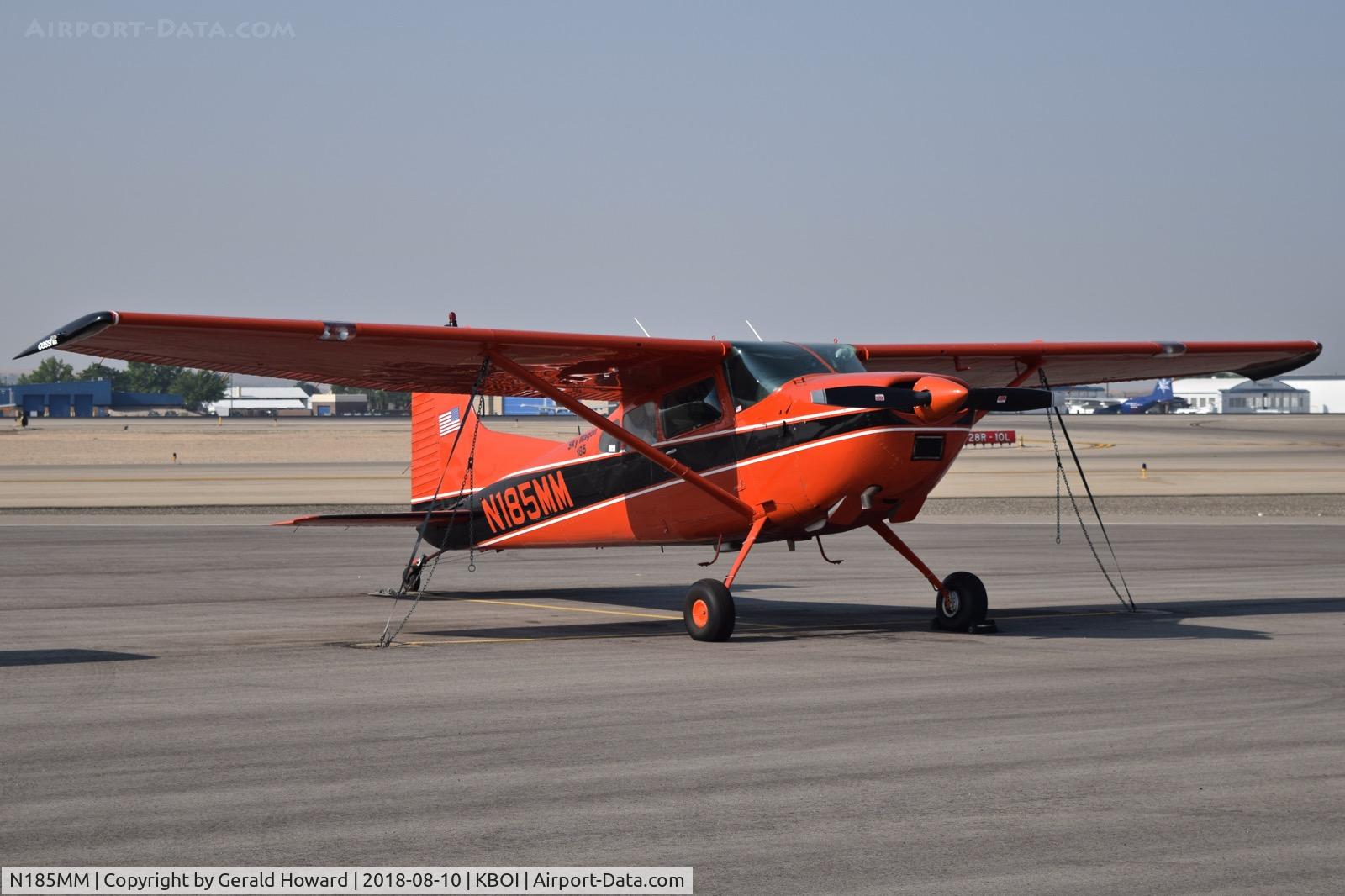 N185MM, 1971 Cessna A185E Skywagon 185 C/N 18501857, Parked on the north GA ramp.