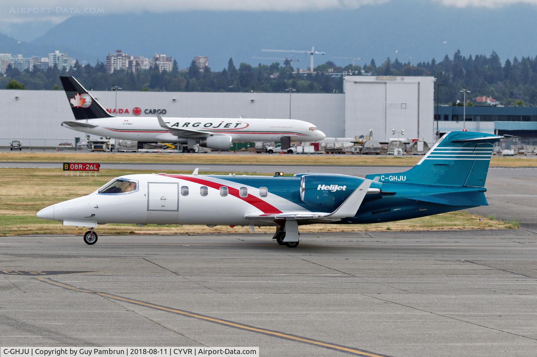C-GHJU, 1996 Learjet 31A C/N 31-120, Departing