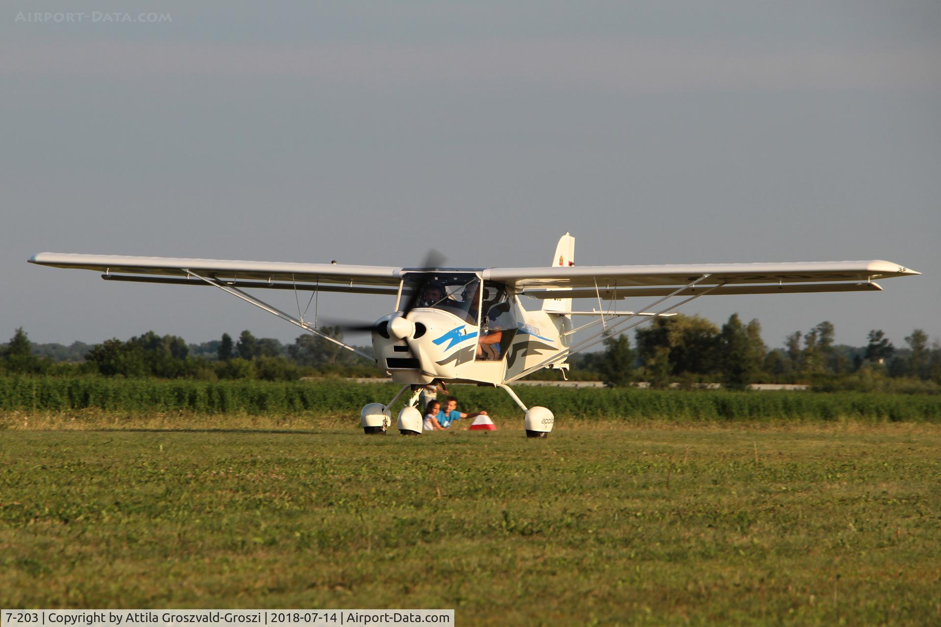 7-203, 2016 Halley Apollo Fox C/N 090916, Becsehely Airfield, Hungary