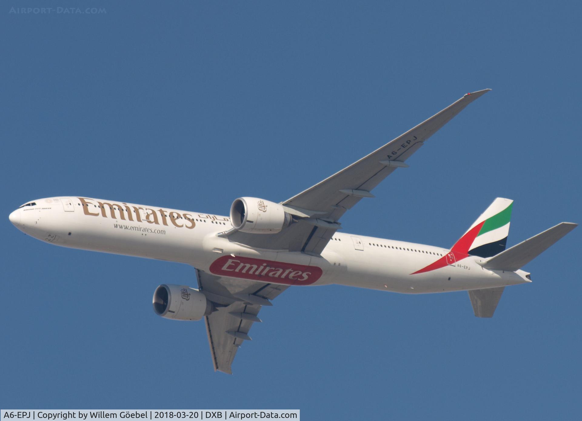 A6-EPJ, 2016 Boeing 777-36N/ER C/N 32787, Take off from DUBAI INTERNATIONAL Airport
