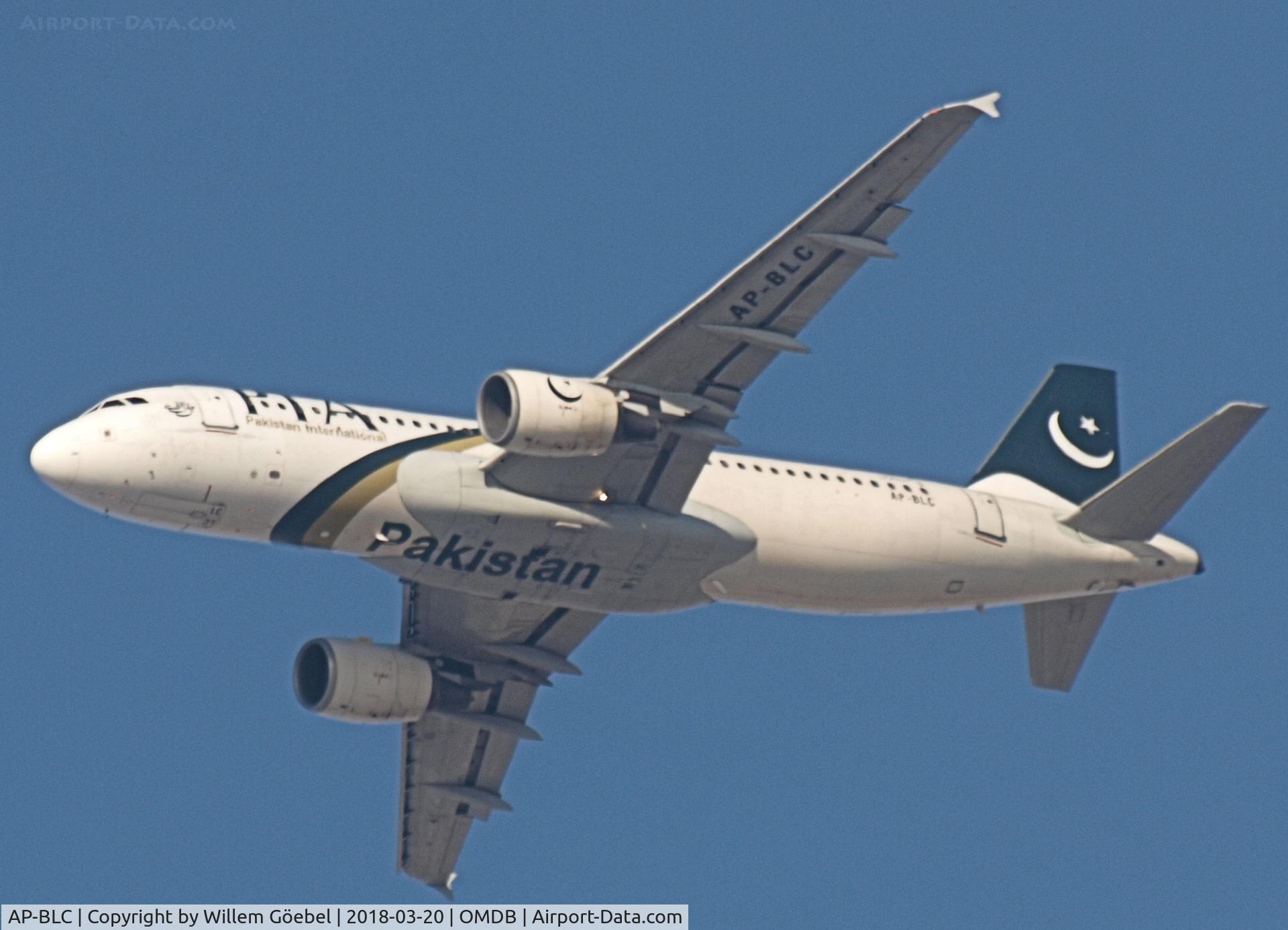 AP-BLC, 2004 Airbus A320-214 C/N 2212, Take off from DUBAI INTERNATIONAL Airport