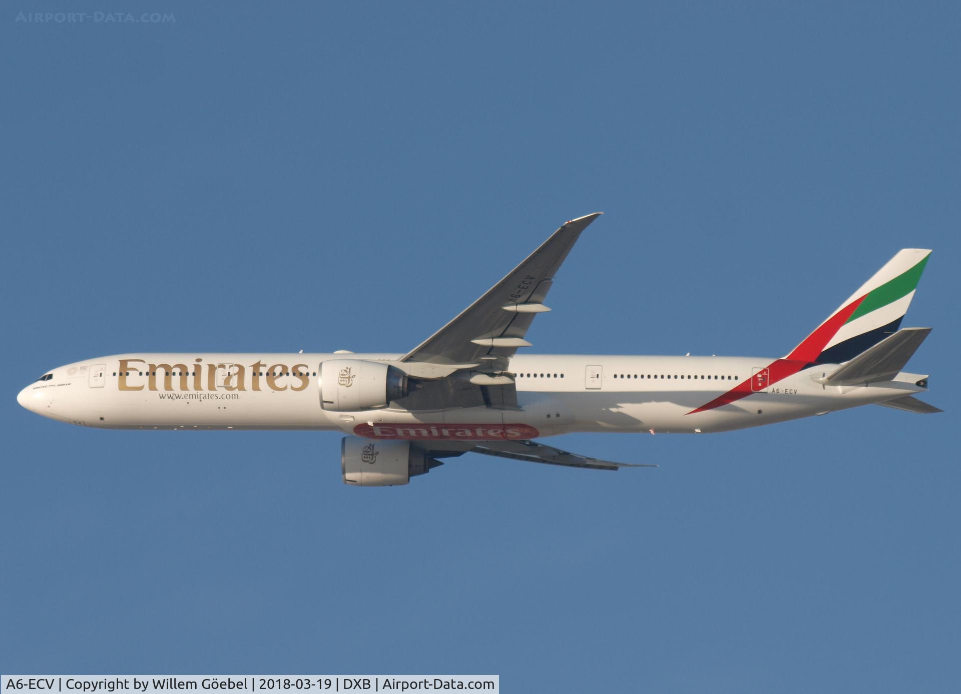 A6-ECV, 2009 Boeing 777-31H/ER C/N 35594, Take off from DUBAI INTERNATIONAL Airport
