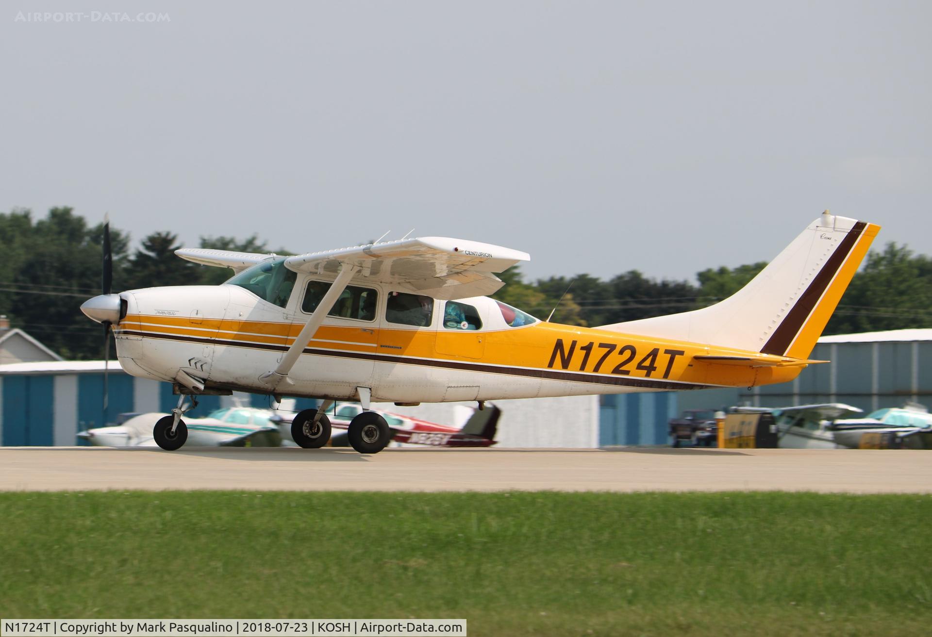 N1724T, 1964 Cessna 210D Centurion C/N 21058360, Cessna 210D