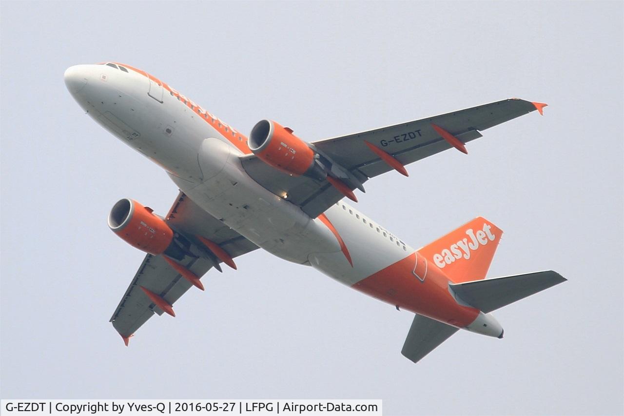 G-EZDT, 2008 Airbus A319-111 C/N 3720, Airbus A319-111, Take off rwy 27L, Roissy Charles De Gaulle airport (LFPG-CDG)