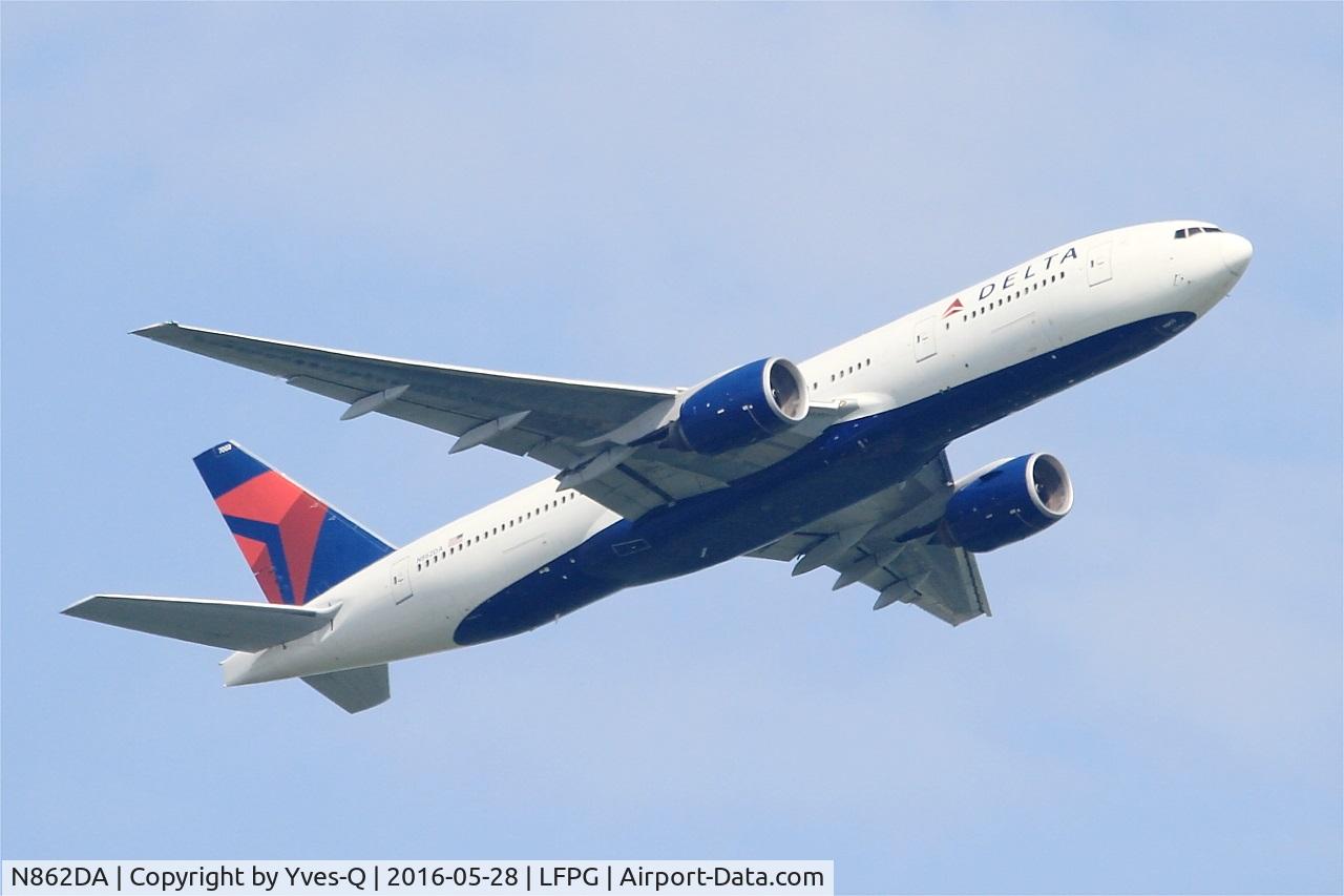 N862DA, 1999 Boeing 777-232 C/N 29734, Boeing 777-232, Take off rwy 06R, Roissy Charles De Gaulle airport (LFPG-CDG)