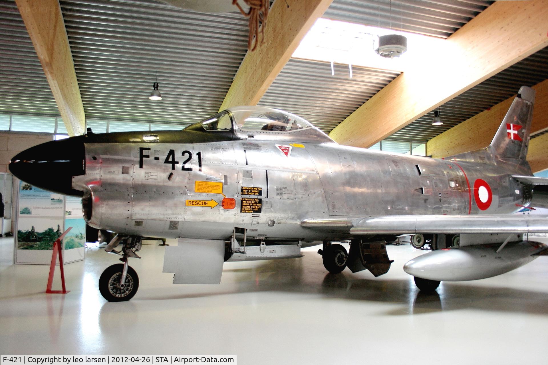 F-421, 1951 North American F-86D-35-NA Sabre C/N 173-554, Stauning Museum 26.4.2012