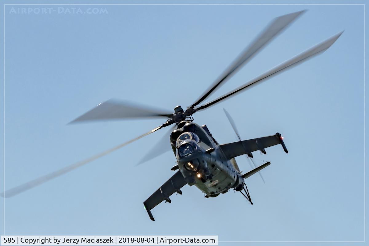 585, 1985 Mil Mi-24D Hind D C/N 220585, Mil Mi-24D Hind D