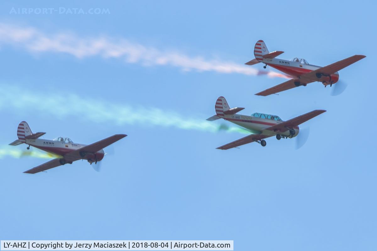 LY-AHZ, Yakovlev Yak-52 C/N 877608, Yakovlev Yak-52