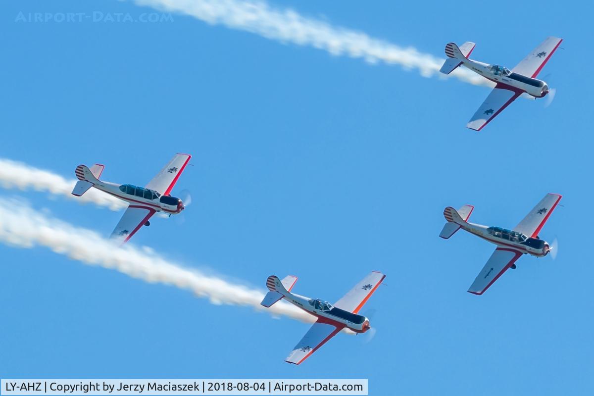 LY-AHZ, Yakovlev Yak-52 C/N 877608, Yakovlev Yak-52