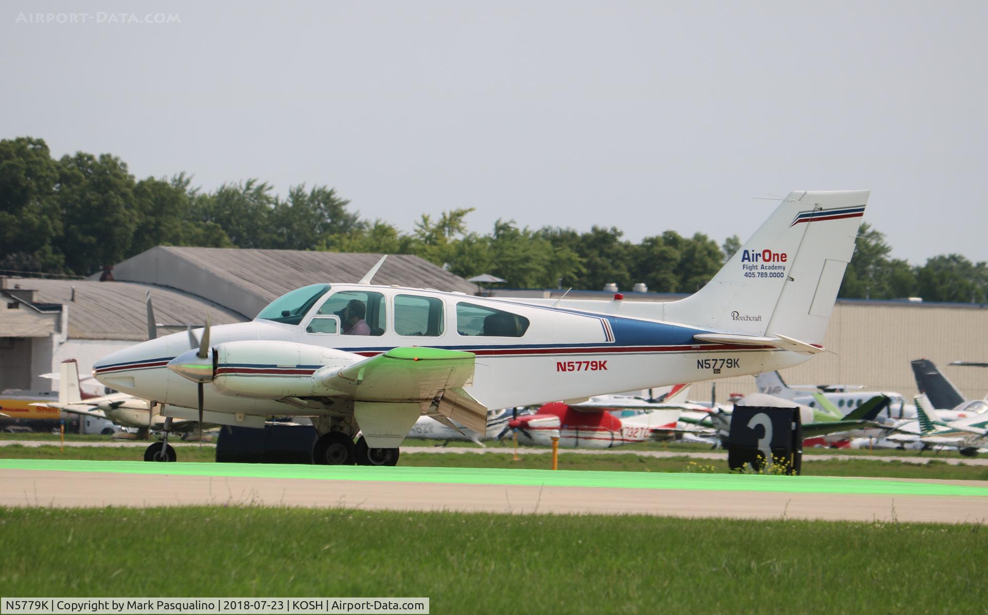 N5779K, Beech 95-A55 Baron C/N TC-308, Beech A55