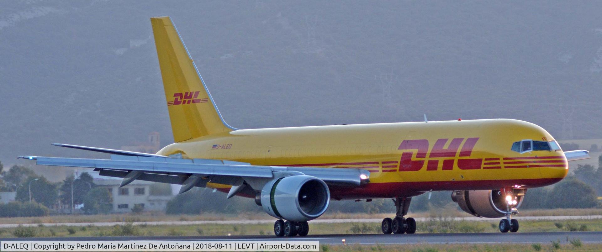 D-ALEQ, 1995 Boeing 757-2Q8/PCF C/N 26332, Foronda - Vitoria-Gasteiz - Euskadi - España