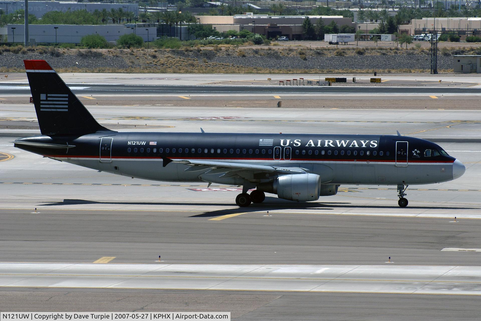 N121UW, 2000 Airbus A320-214 C/N 1294, No comment.
