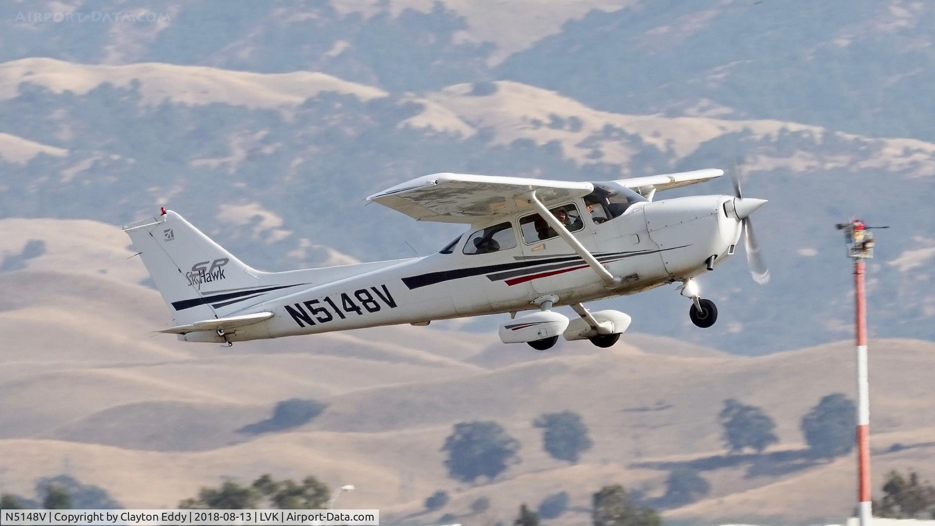 N5148V, 2002 Cessna 172S Skyhawk SP C/N 172S9025, Livermore Airport California 2018.