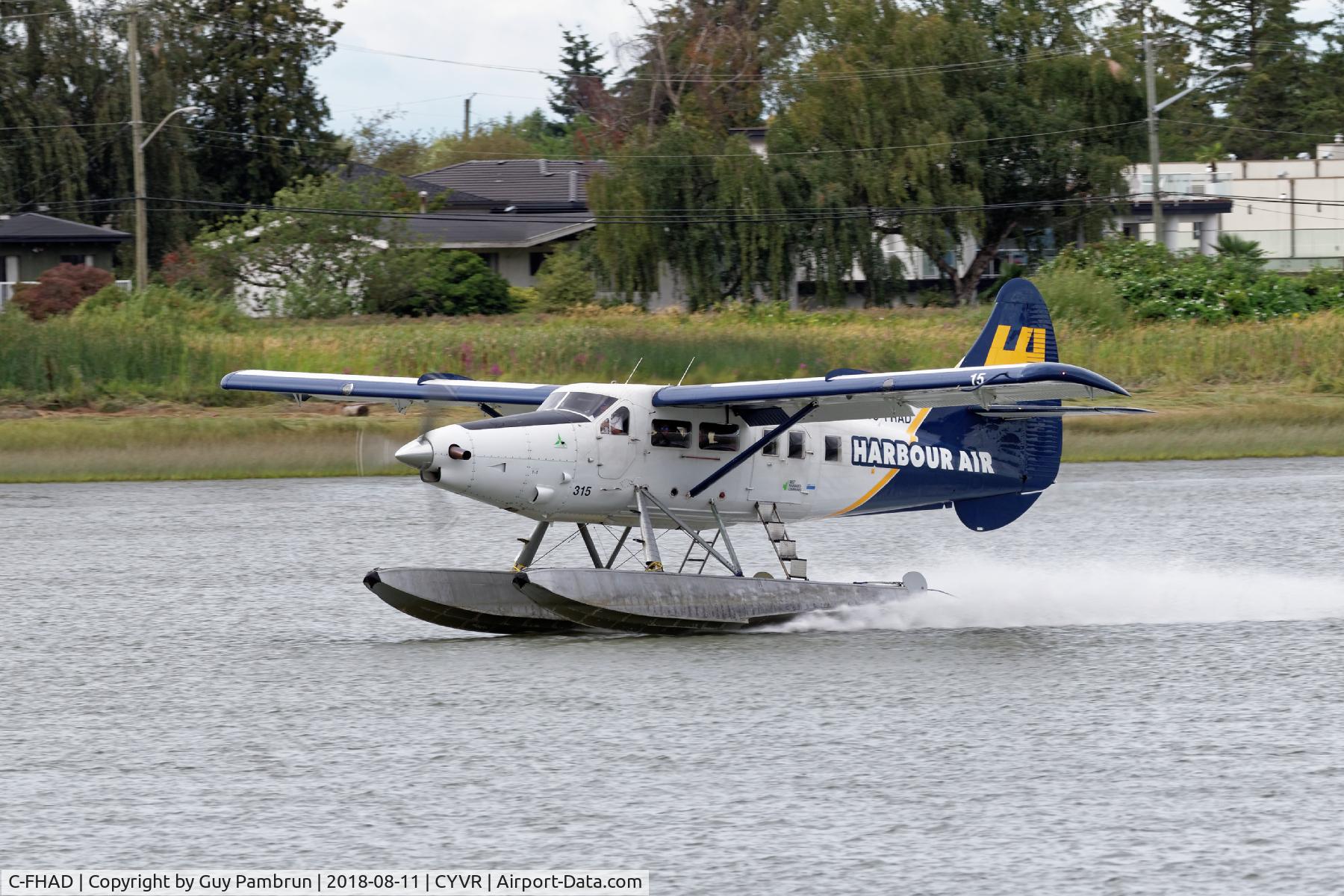 C-FHAD, 1956 De Havilland Canada DHC-3T Vazar Turbine Otter Otter C/N 119, Takeoff