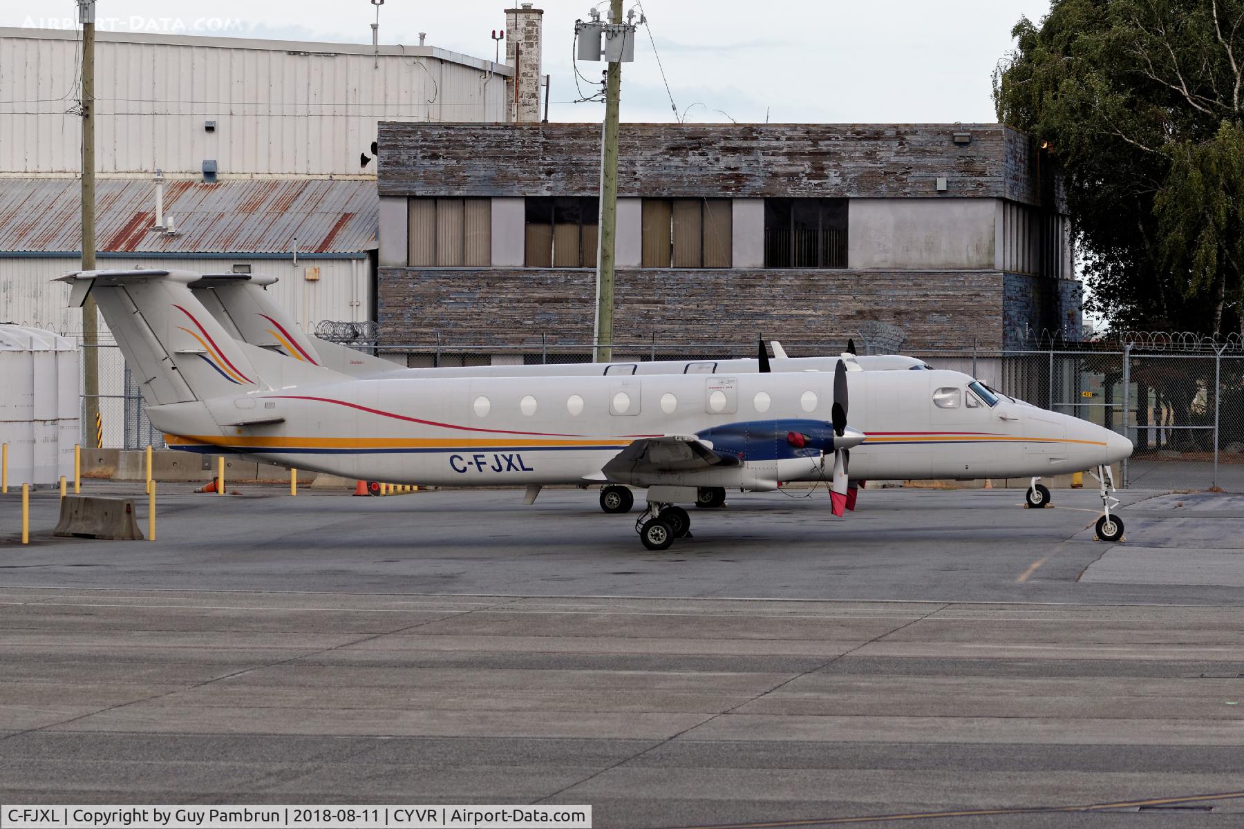 C-FJXL, 1990 Beech 1900C C/N UC-102, Parked