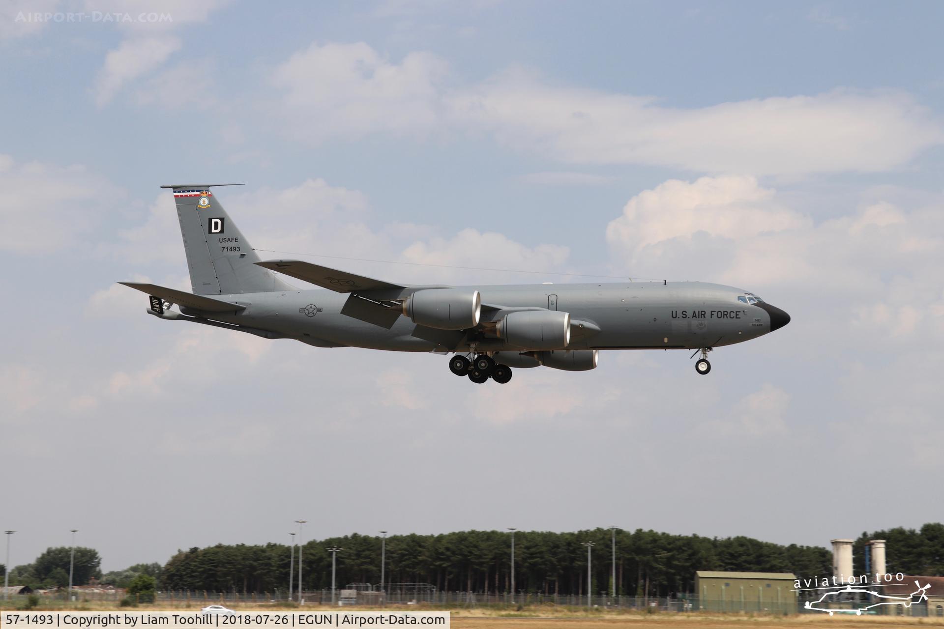 57-1493, 1957 Boeing KC-135R Stratotanker C/N 17564, 57-1493 landing at RAF Mildenhall