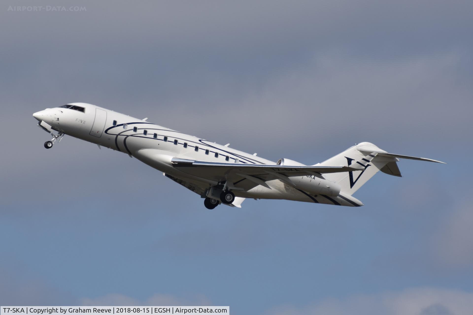 T7-SKA, 2008 Bombardier BD-700-1A10 Global Express XRS C/N 9332, Departing from Norwich.