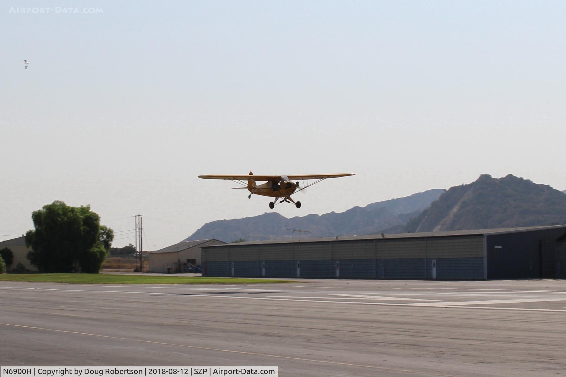 N6900H, 1946 Piper J3C-65 Cub Cub C/N 20129, 1946 Piper J3C-65 CUB, Lycoming O-290 135 Hp big upgrade by STC, on final Rwy 22