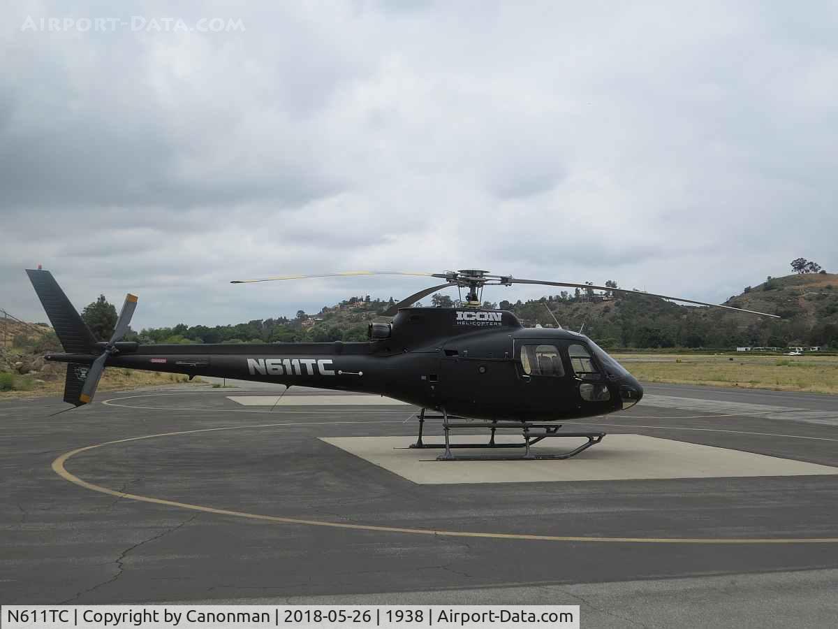 N611TC, 1988 Aerospatiale AS-350BA Ecureuil C/N 2123, Parked