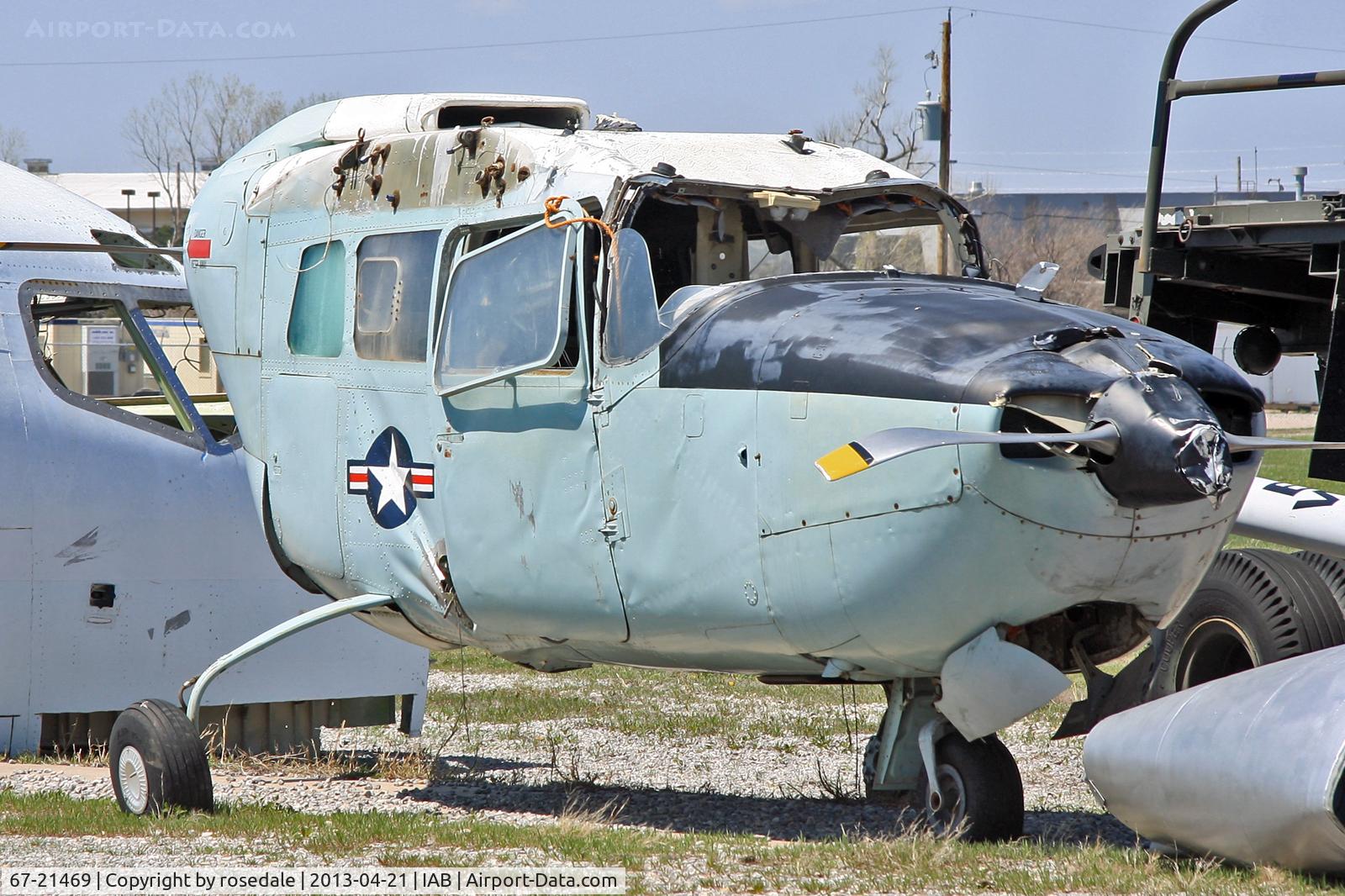 67-21469, 1967 Cessna O-2B Super Skymaster C/N 337-0492, Damaged by a Tornado