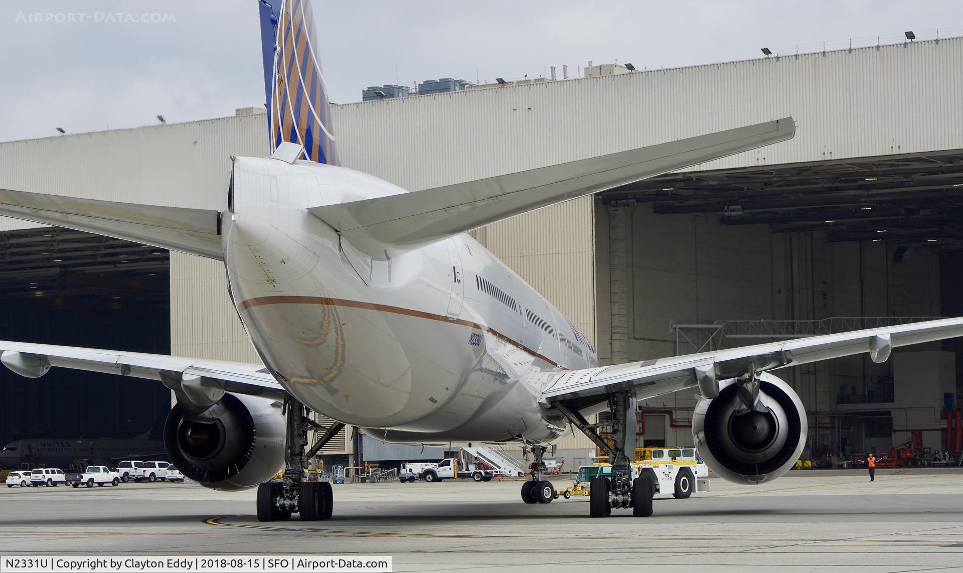 N2331U, 2016 Boeing 777-322/ER C/N 62642, SFO 2018.