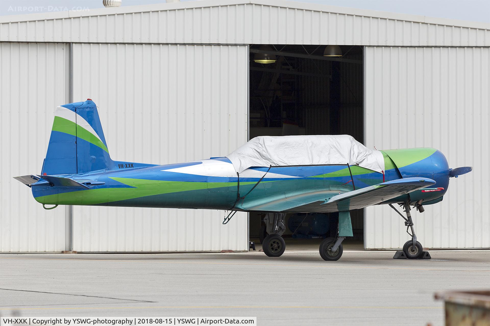 VH-XXK, Nanchang CJ-6A C/N 4732010, Nanchang CJ-6 (VH-XXK) Wagga Wagga Airport