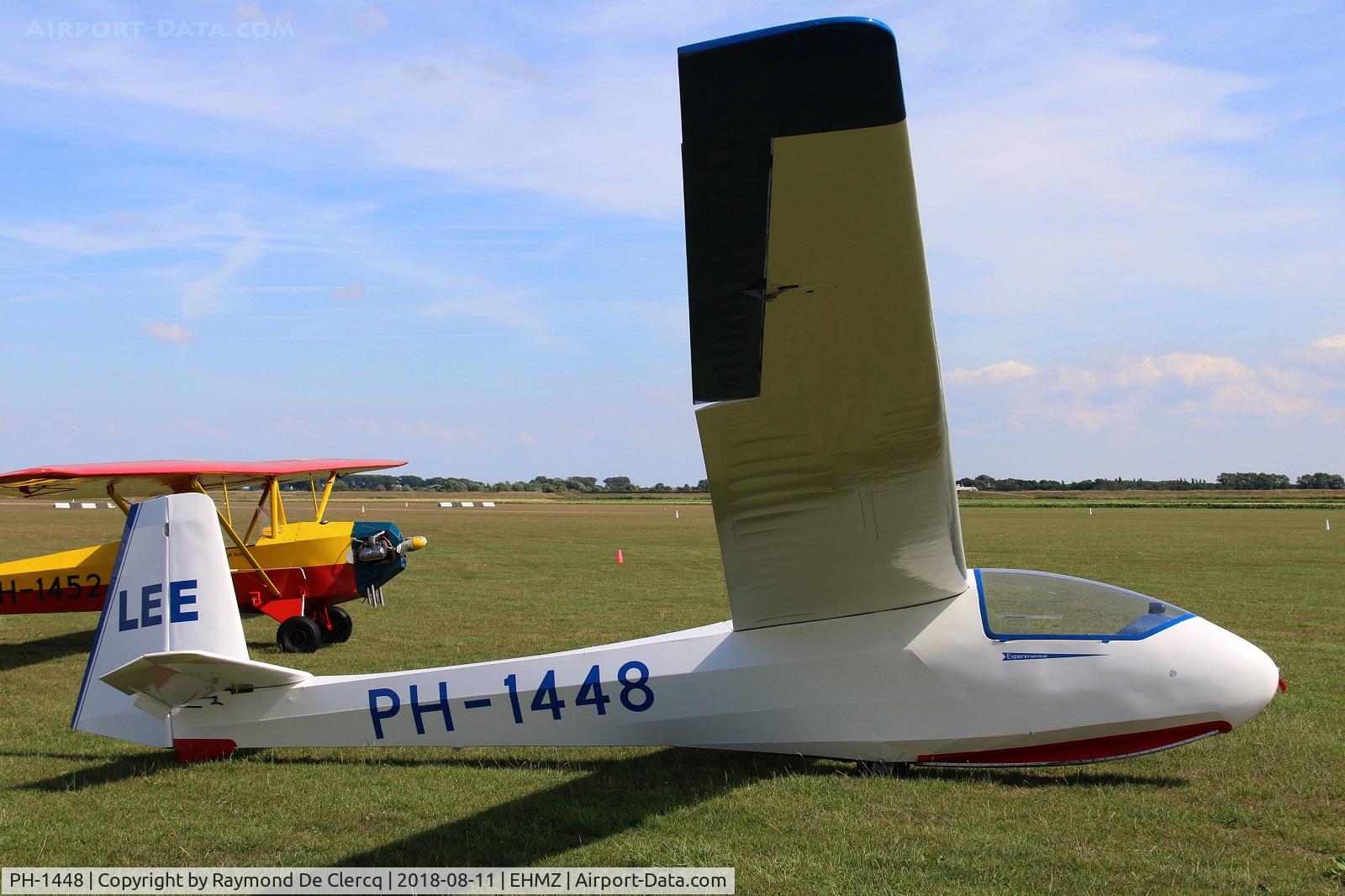 PH-1448, Schleicher Ka-8B C/N 8856, At Midden Zeeland.