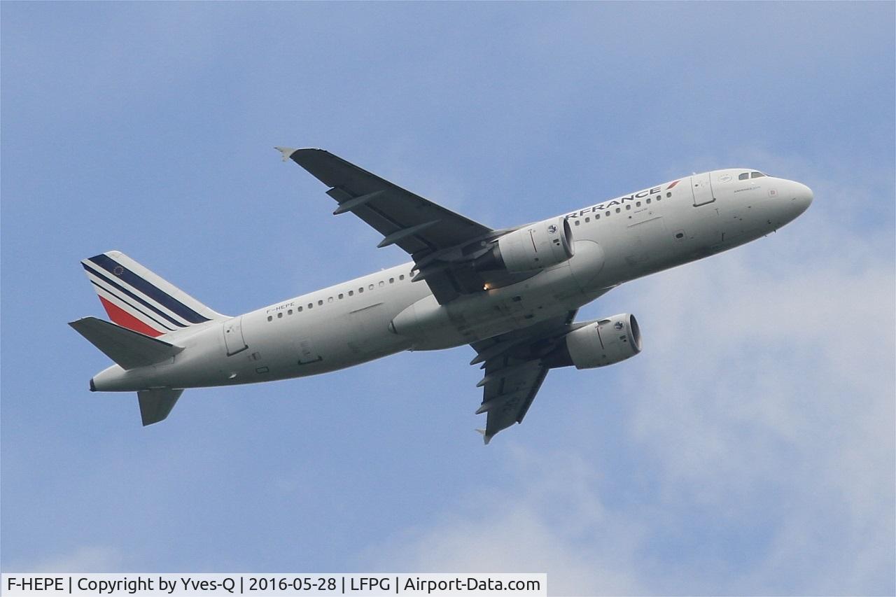 F-HEPE, 2010 Airbus A320-214 C/N 4298, Airbus A320-214, Take off rwy 06R, Roissy Charles De Gaulle airport (LFPG-CDG)