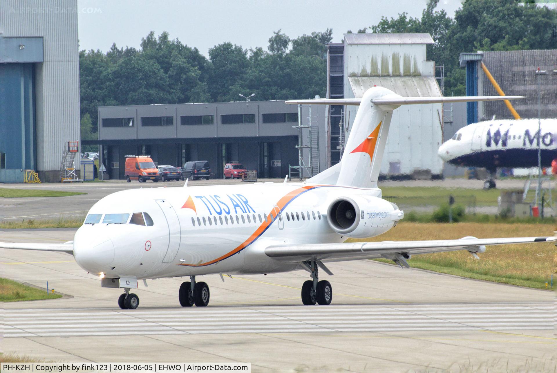 PH-KZH, 1997 Fokker 70 (F-28-0070) C/N 11583, Tus F70