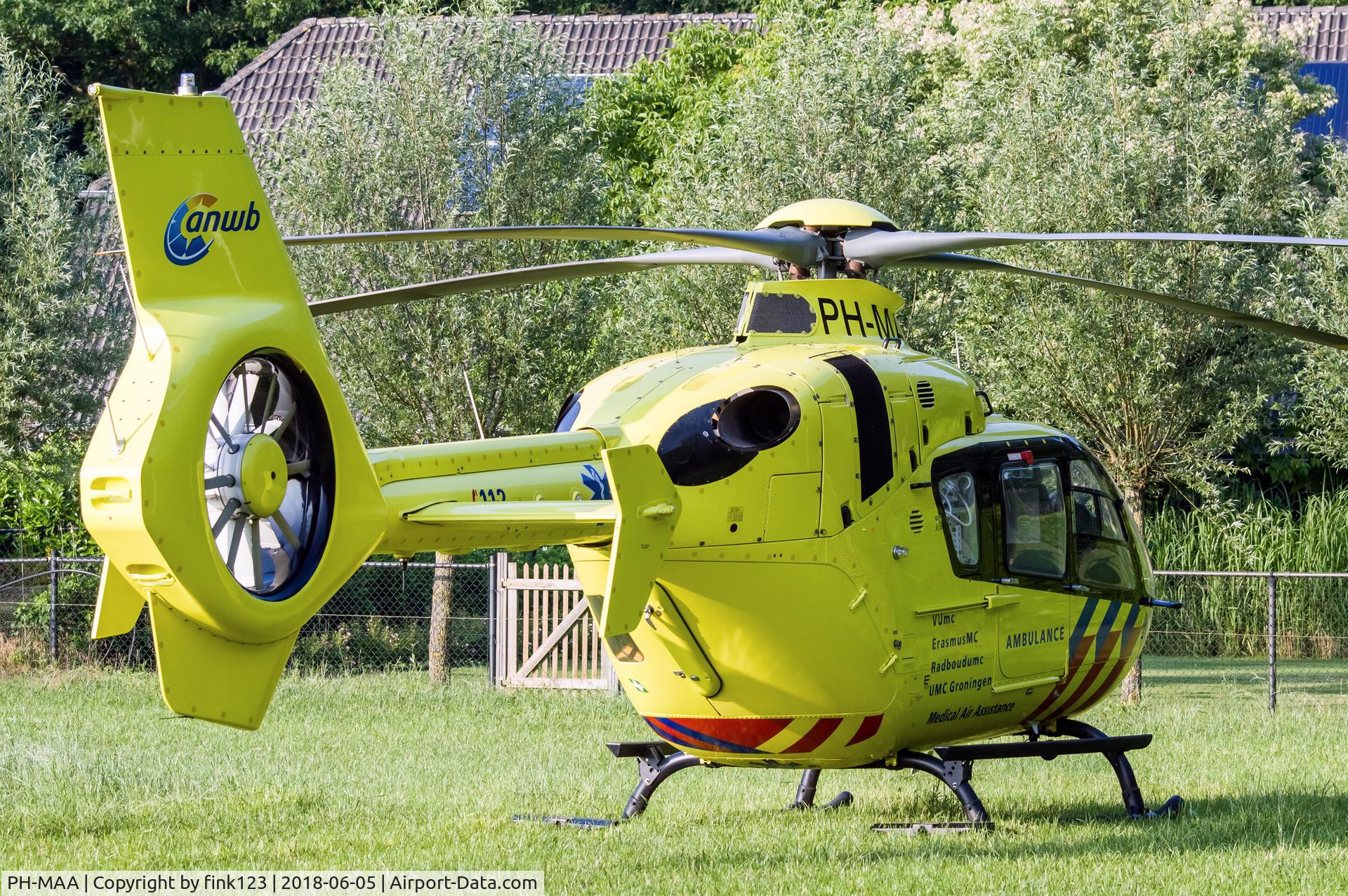 PH-MAA, 2006 Eurocopter EC-135T-2 C/N 0532, Lifeliner01 at a car accident