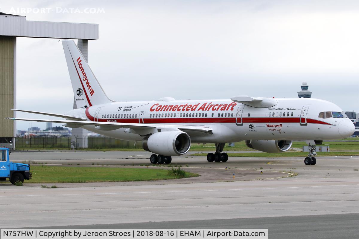 N757HW, 1982 Boeing 757-225 C/N 22194, EHAM
