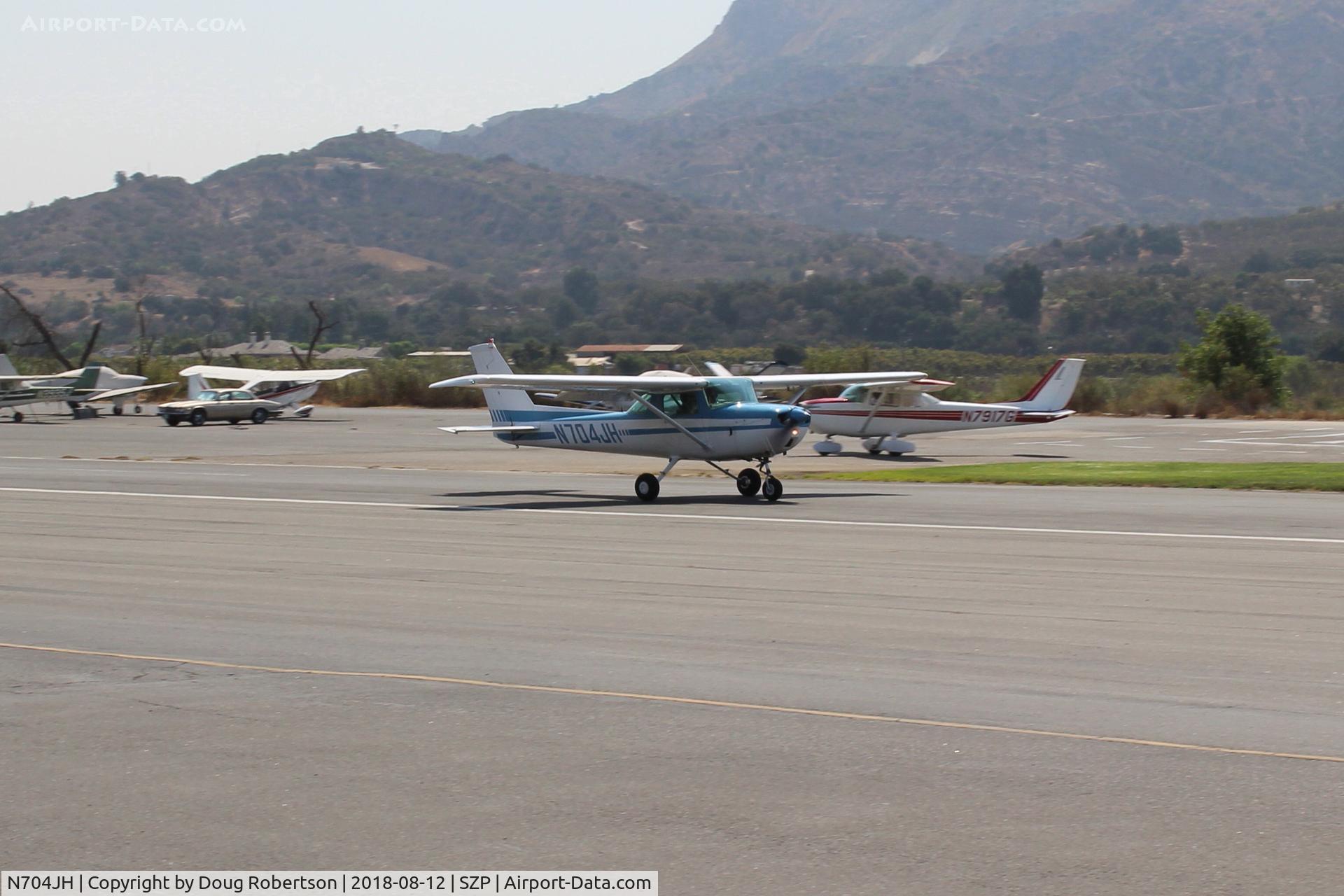N704JH, 1976 Cessna 150M C/N 15078644, 1976 Cessna 150M, Continental O-200 100 Hp, landing roll Rwy 22