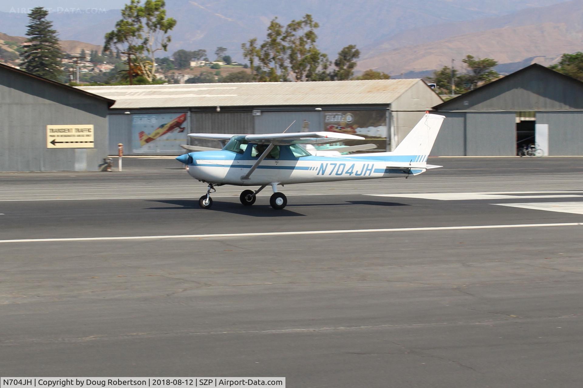 N704JH, 1976 Cessna 150M C/N 15078644, 1976 Cessna 150, Continental O-200 100 Hp, takeoff roll Rwy 22