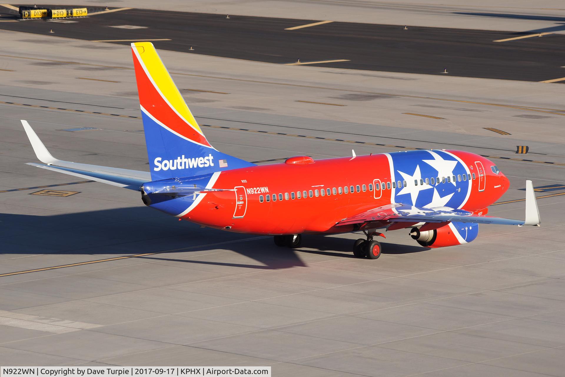 N922WN, 2008 Boeing 737-7H4 C/N 32461, Tennessee One