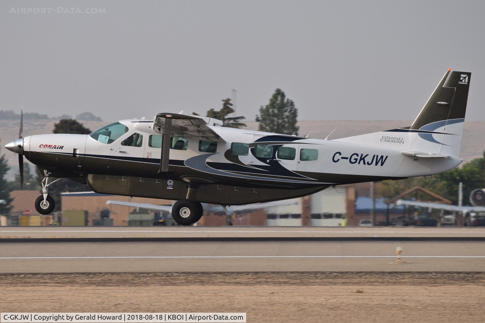 C-GKJW, 2009 Cessna 208B Grand Caravan C/N 208B2088, Take off run on RWY 10L.