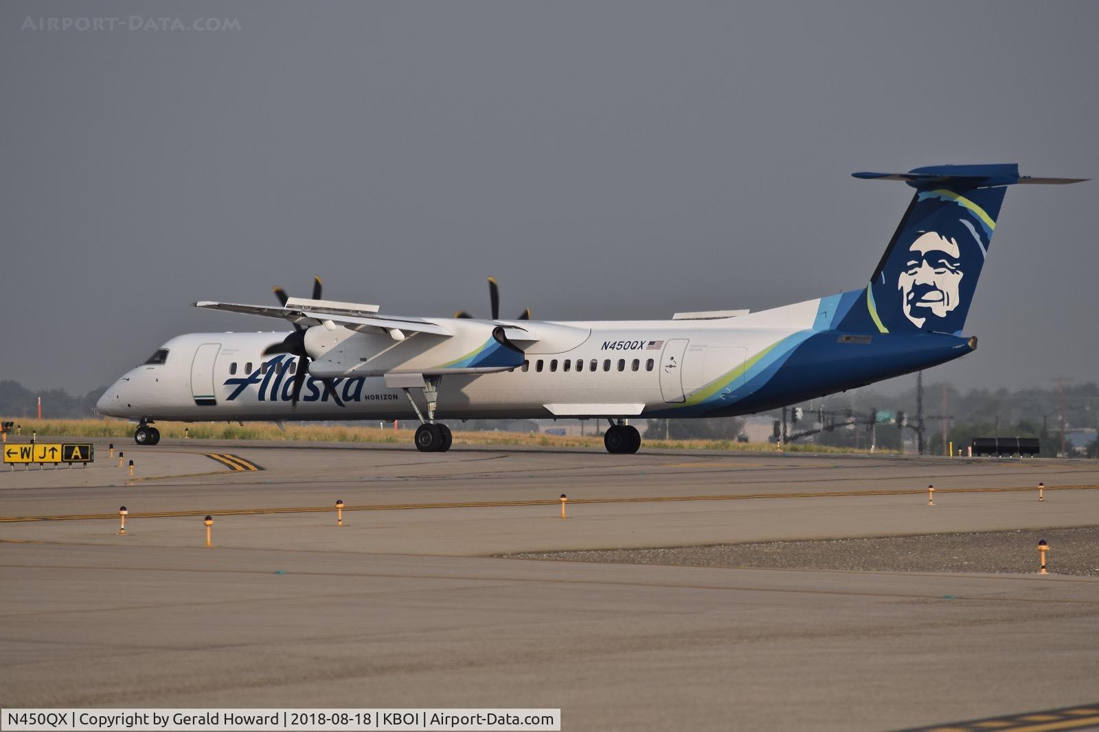N450QX, 2013 Bombardier DHC-8-402Q Dash 8 C/N 4452, Awaiting clearance for RWY 10L.