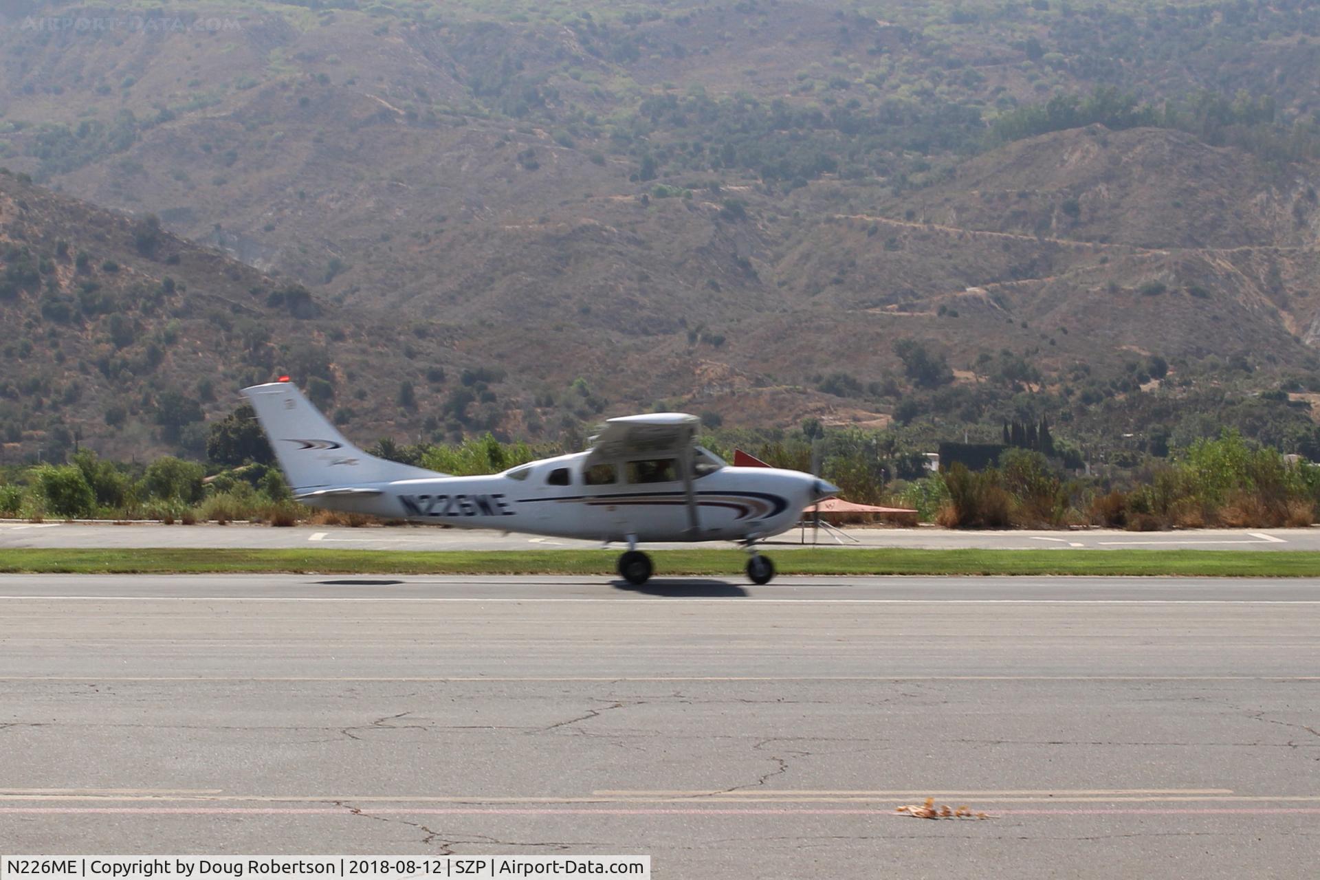 N226ME, 2000 Cessna T206H Turbo Stationair C/N T20608191, 2000 Cessna T206H TURBO STATIONAIR, Lycoming TIO-540, landing roll Rwy 22