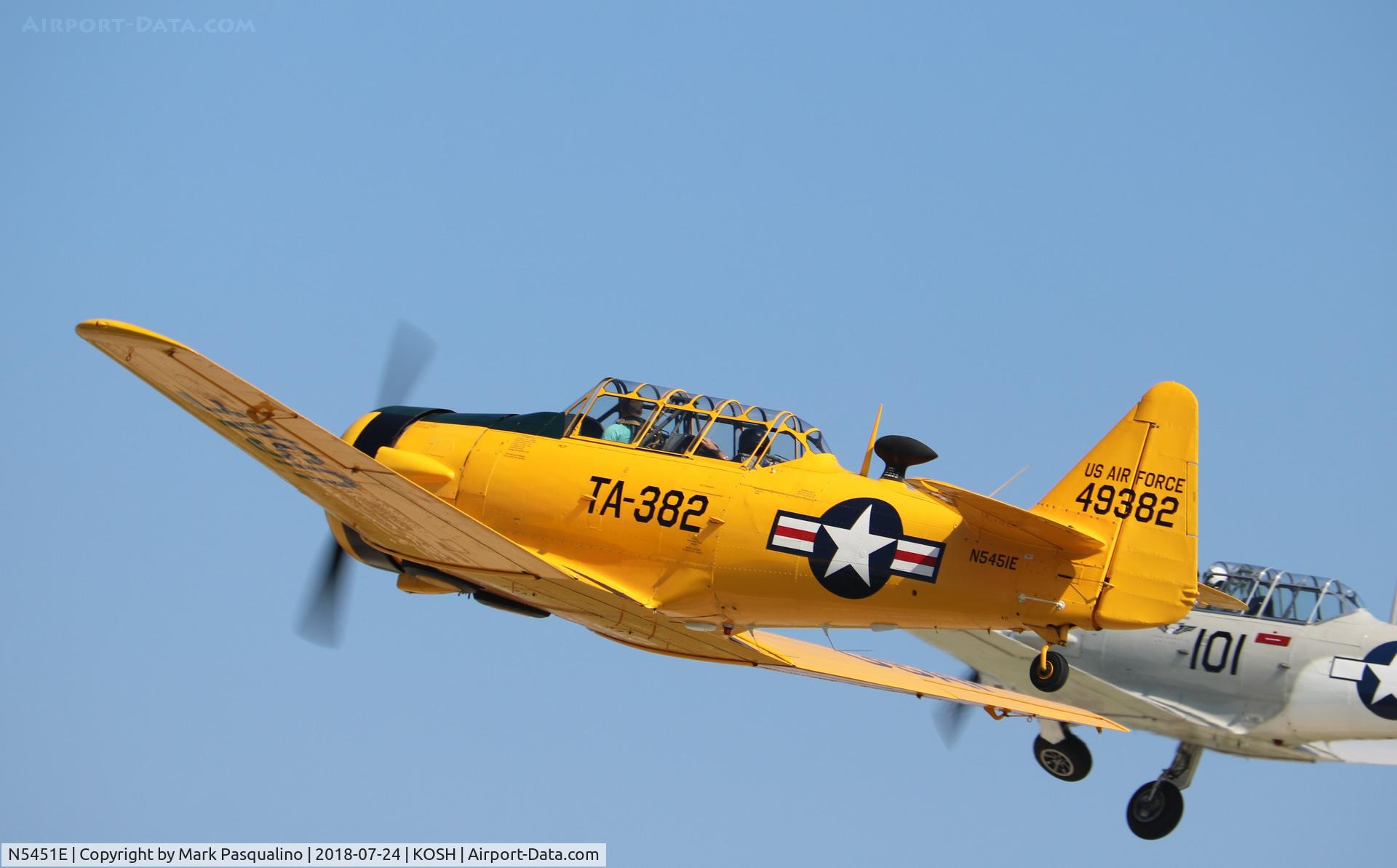 N5451E, 1949 North American T-6G Texan C/N 168-496, North American T-6G