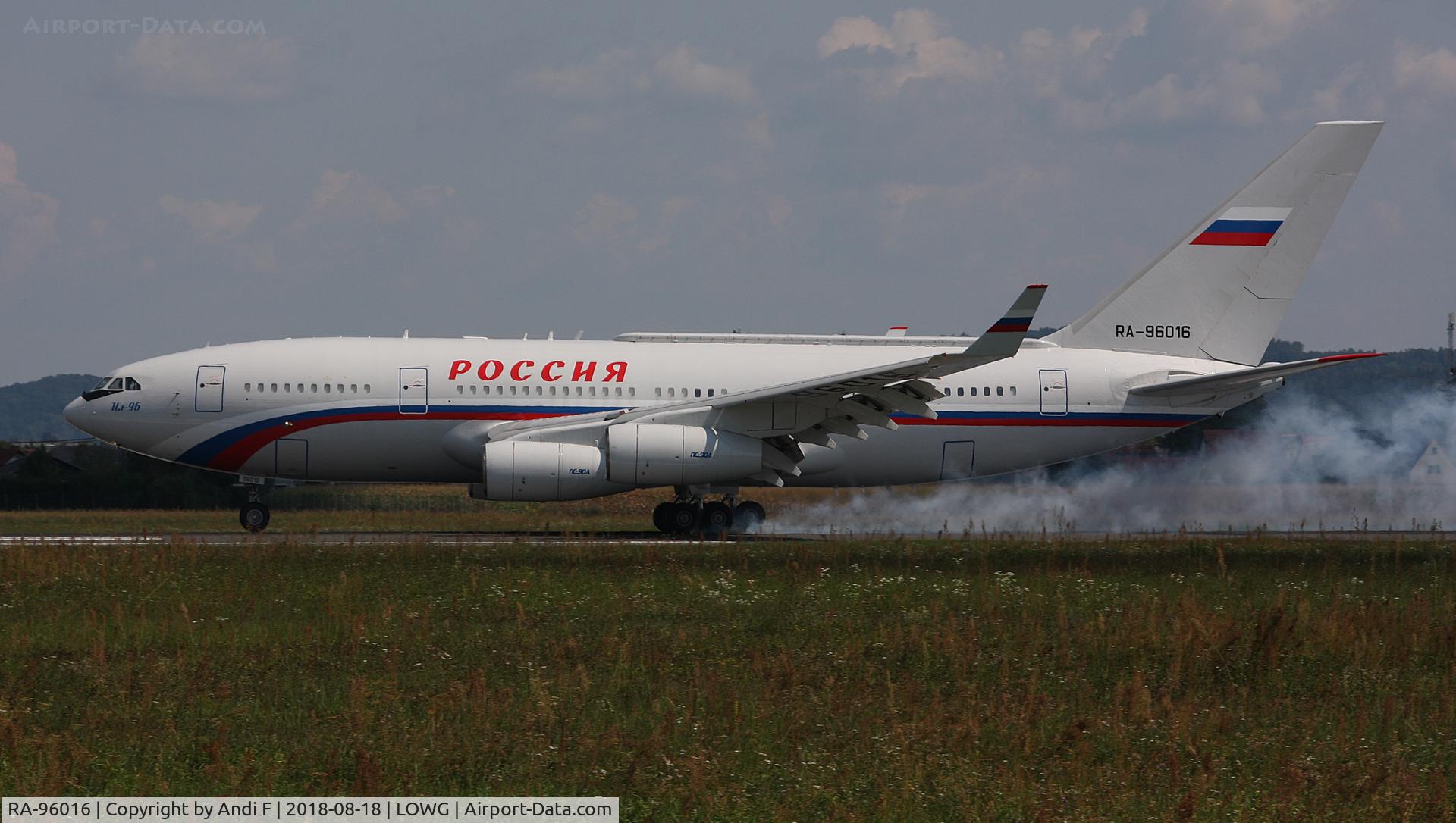 RA-96016, 2004 Ilyushin Il-96-300 C/N 74393202010, Ilyushin IL-96-300 - Rossiya - Special Flight Squadron