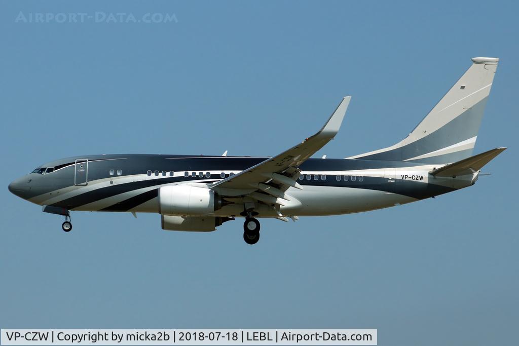 VP-CZW, 2013 Boeing 737-7JW C/N 38408, Landing