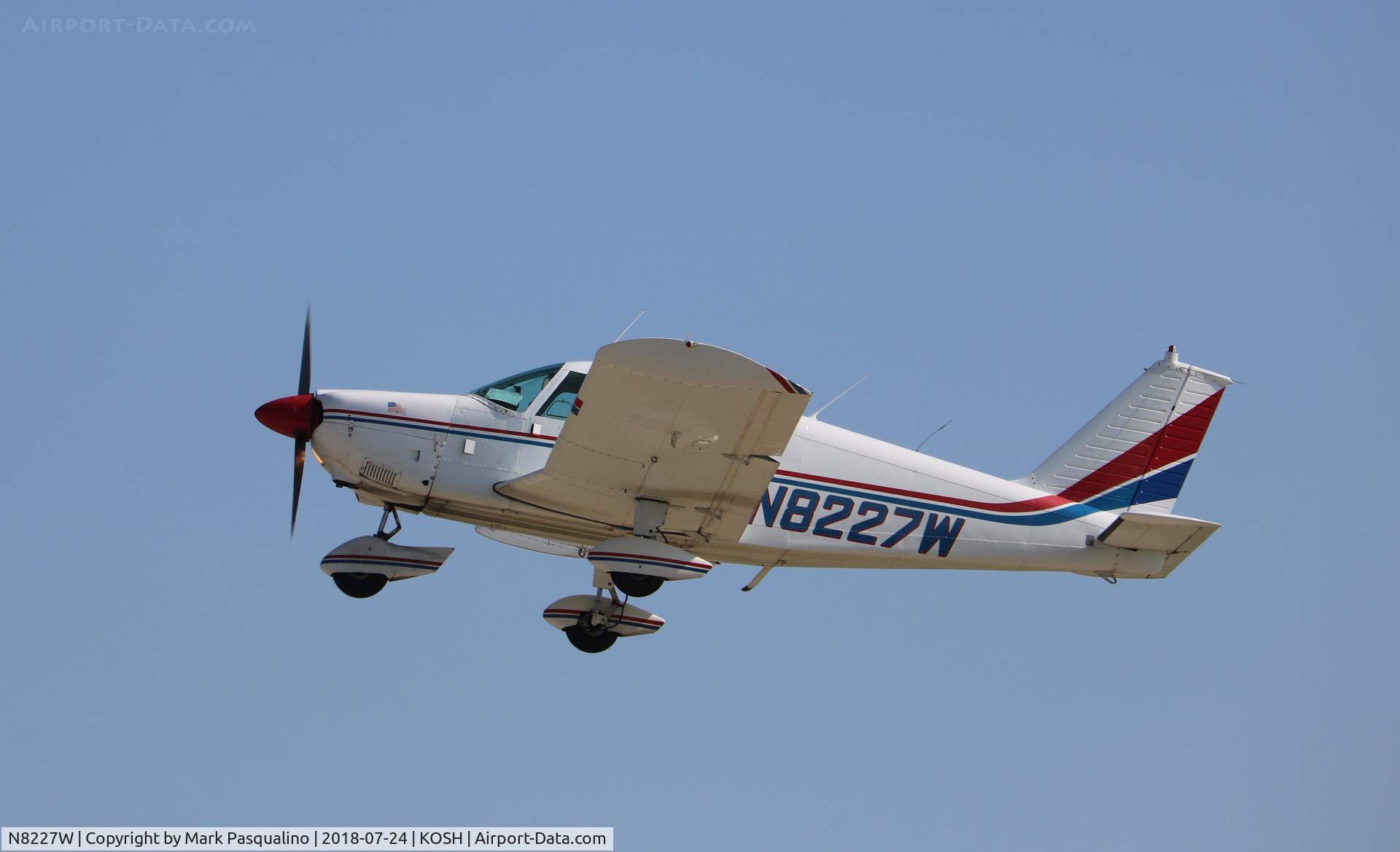 N8227W, 1965 Piper PA-28-180 C/N 28-2365, Piper PA-28-180