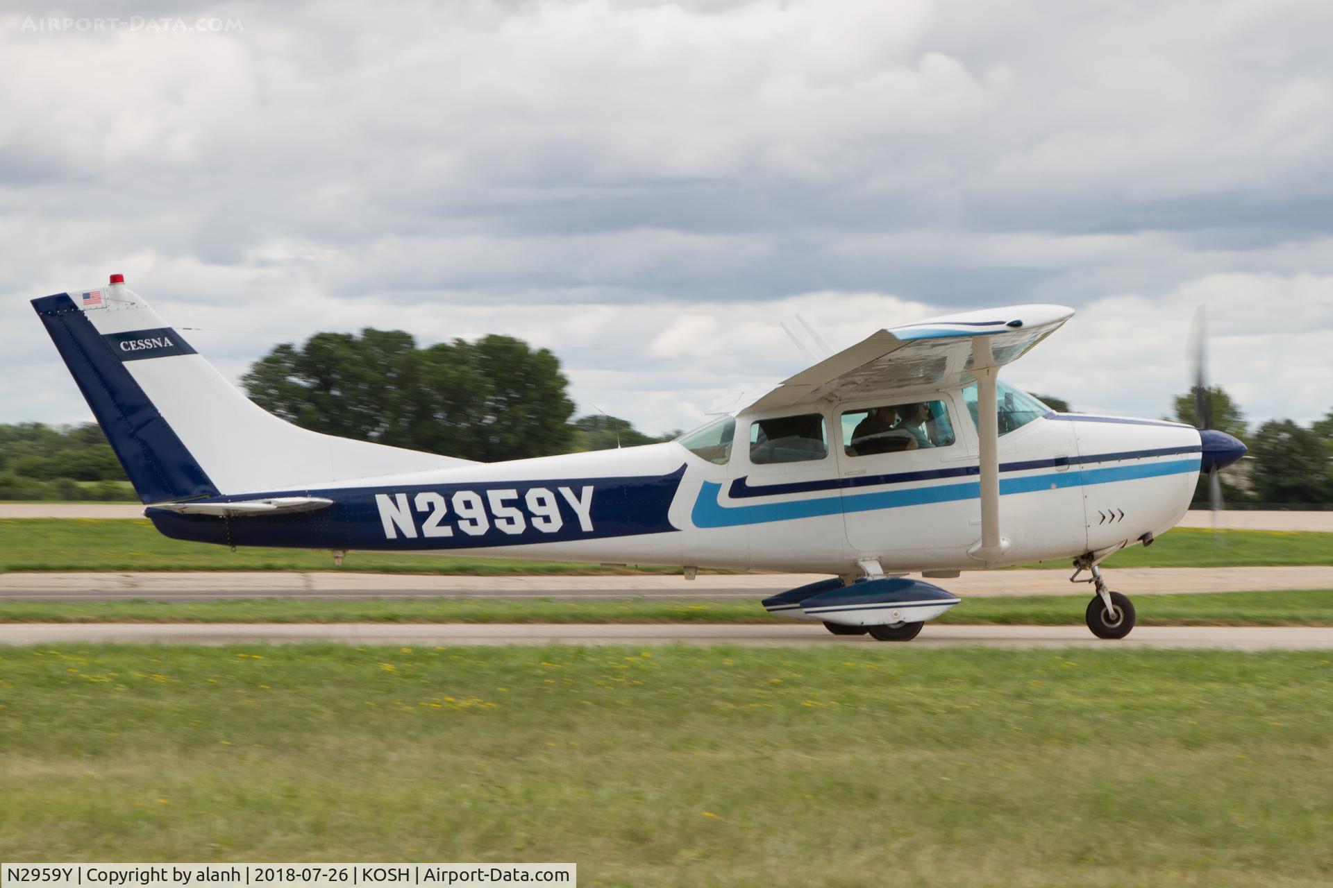 N2959Y, 1962 Cessna 182E Skylane C/N 18253959, At AirVenture 2018
