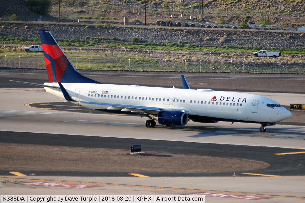 N388DA, 2000 Boeing 737-832 C/N 30375, No comment.