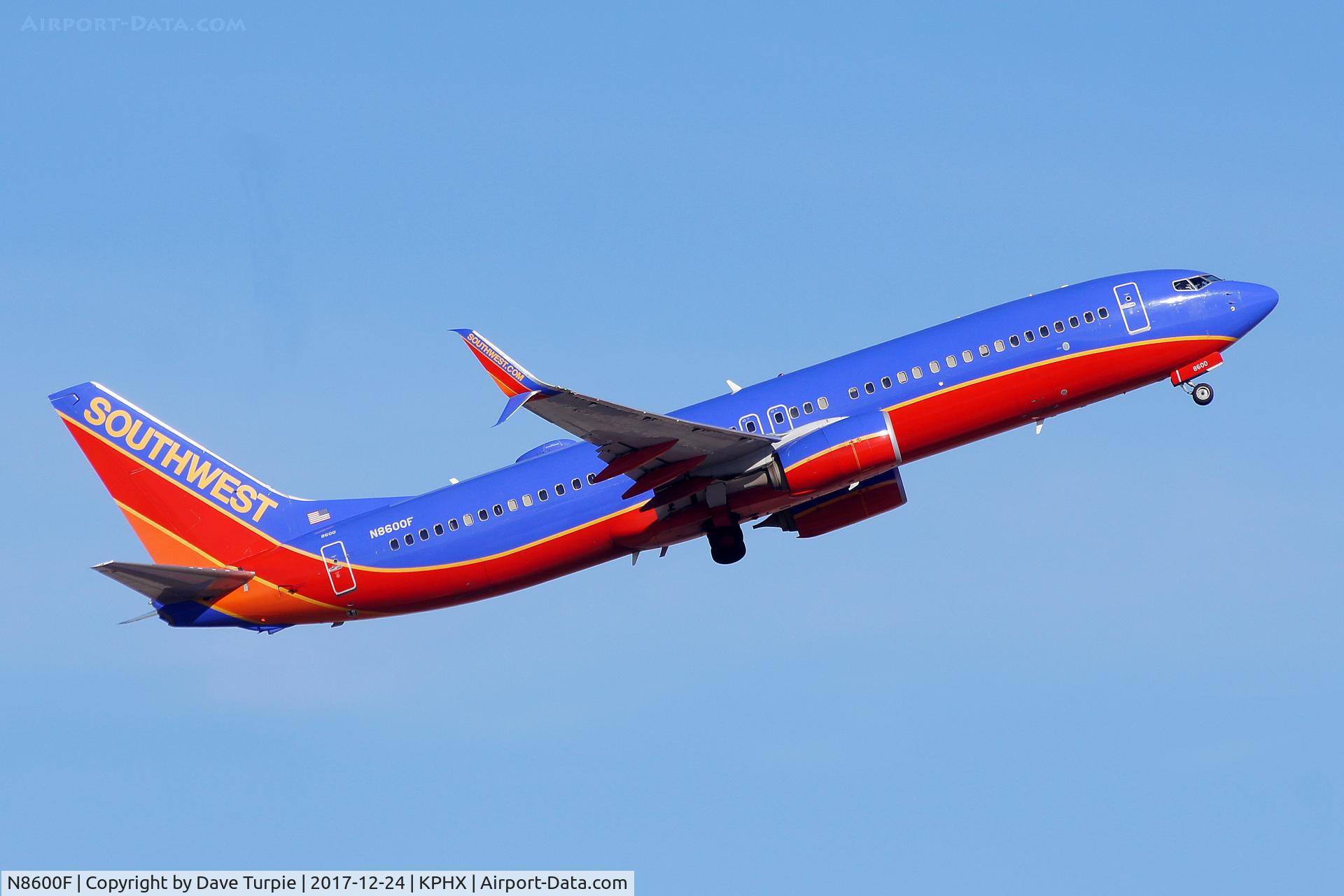 N8600F, 2012 Boeing 737-8H4 C/N 39882, No comment.