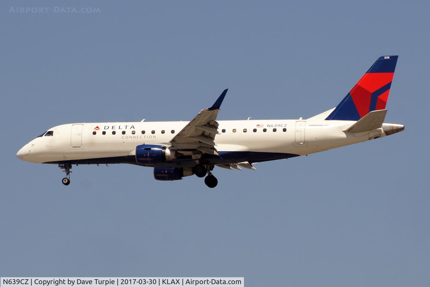 N639CZ, 2008 Embraer 175LR (ERJ-170-200LR) C/N 17000262, No comment.