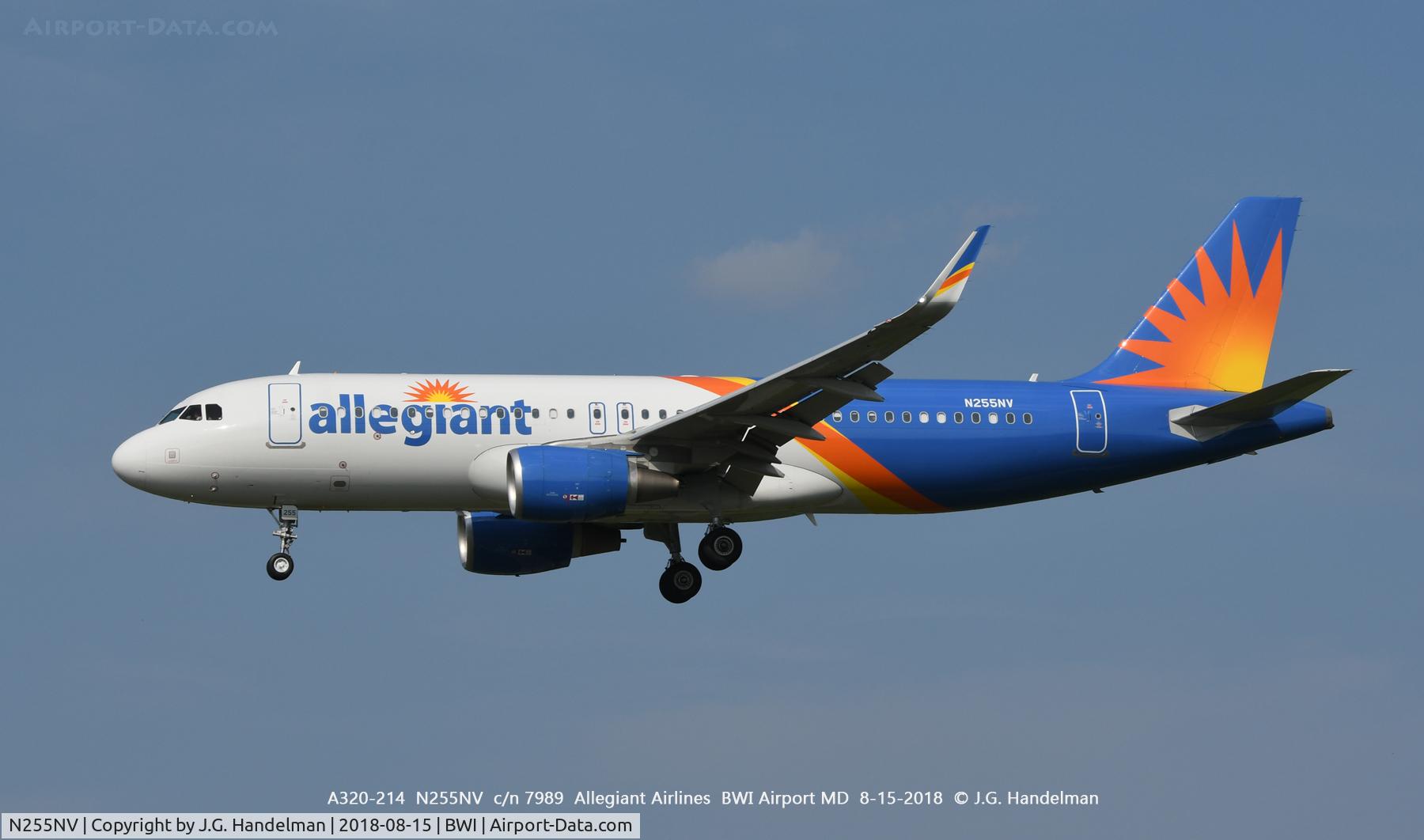 N255NV, 2017 Airbus A320-214 C/N 7989, On final to 33L.